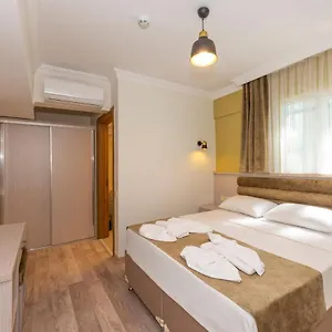 3* فندق Bazaar Old